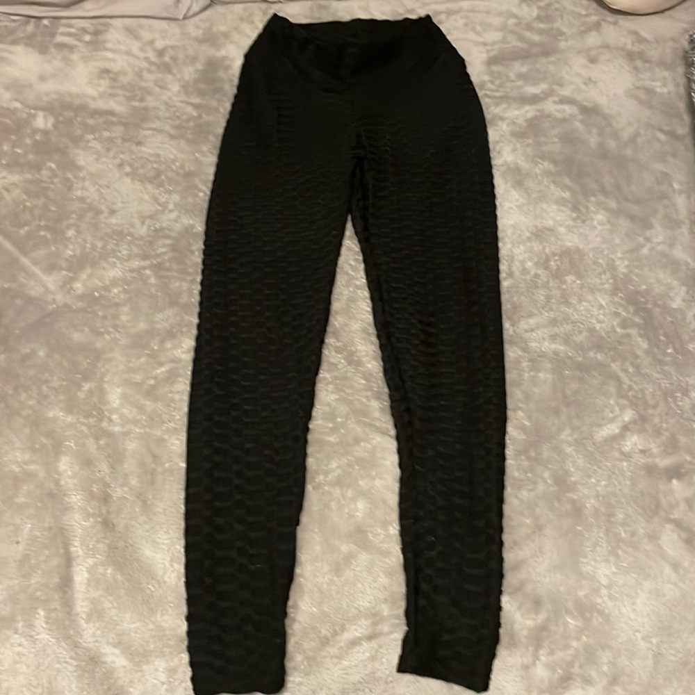 black, tik tok leggings (booty lift)